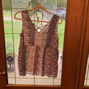 Womens pullover floral shirt